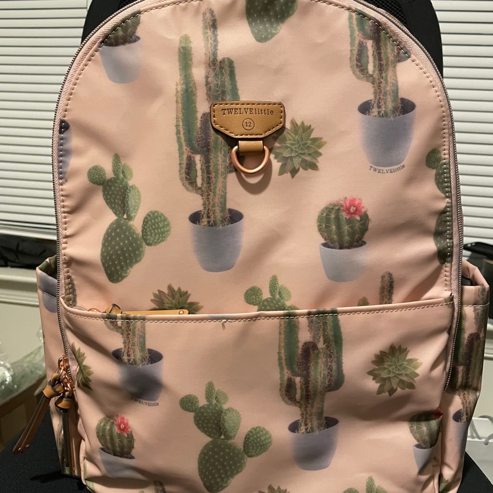 Twelvelittle on the go 2.0